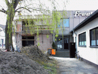 2000: Enlargement of the administration wing