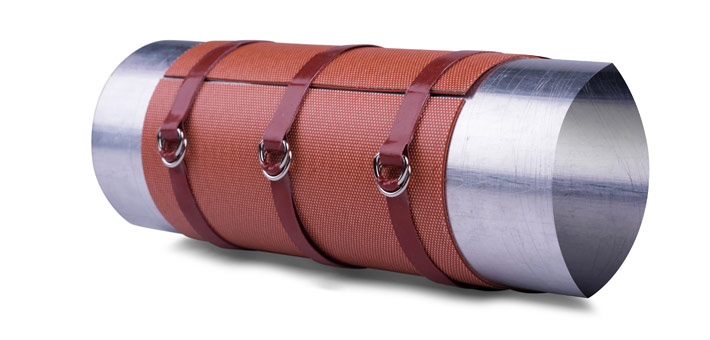 Silicone heater with silicone straps and D-rings