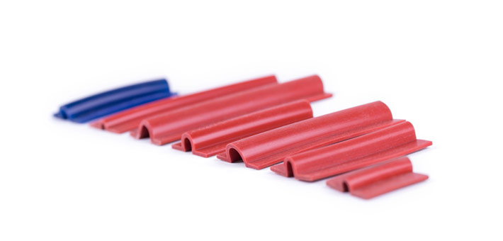 Different pockets for capillary thermostats